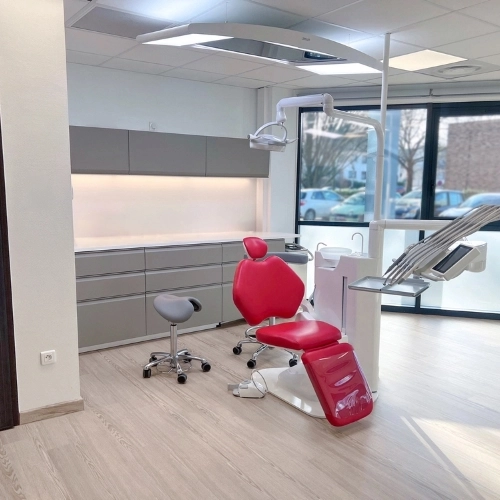 Salle de soins de l'école ELAN Dentaire Strasbourg, l'école pour devenir Assistant Dentaire